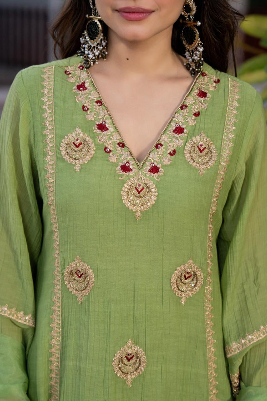 Green Chanderi Embroidered Set