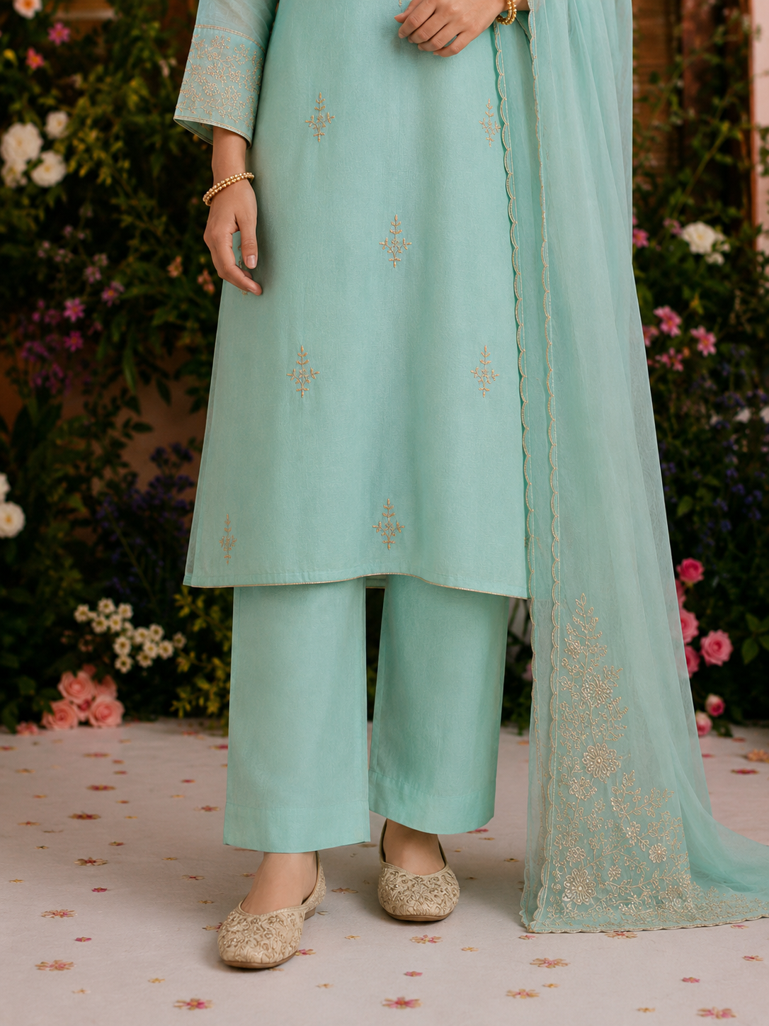Aqua Noor Handcrafted Mul Chanderi Kurta Set