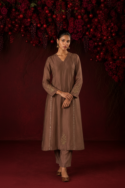 Mocha Noor – Handcrafted Mul Chanderi Kurta Set